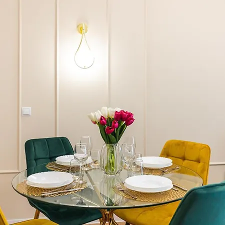 Moon Luxury - Sunset View Apartment Cluj-Napoca