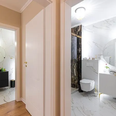 Moon Luxury - Sunset View *