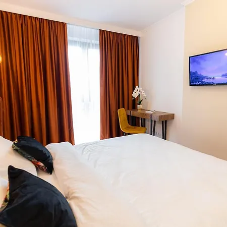 Moon Luxury - Sunset View Apartman