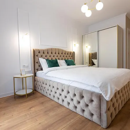 Moon Luxury - Sunset View Apartment