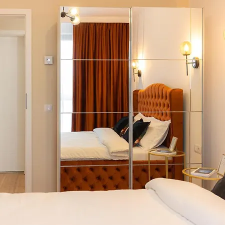 Moon Luxury - Sunset View *