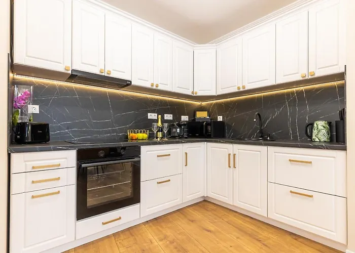 Moon Luxury - Sunset View *