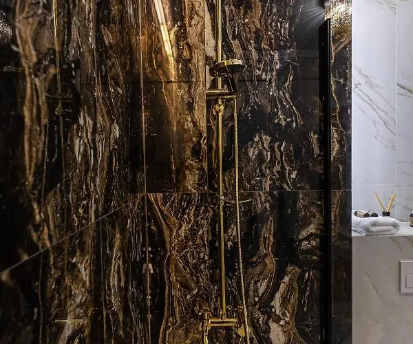 Moon Luxury - Sunset View Клуж-Напока