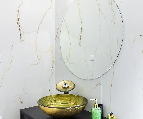 Moon Luxury - Sunset View *